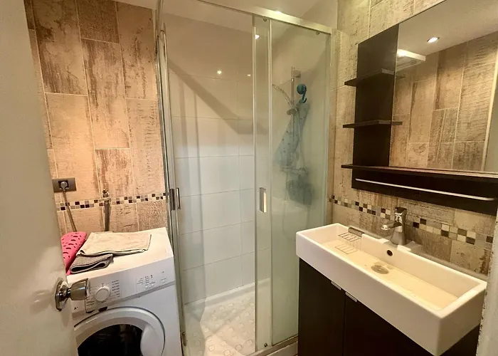 The Smooth Breeze - 401 * Los Cristianos (Tenerife)